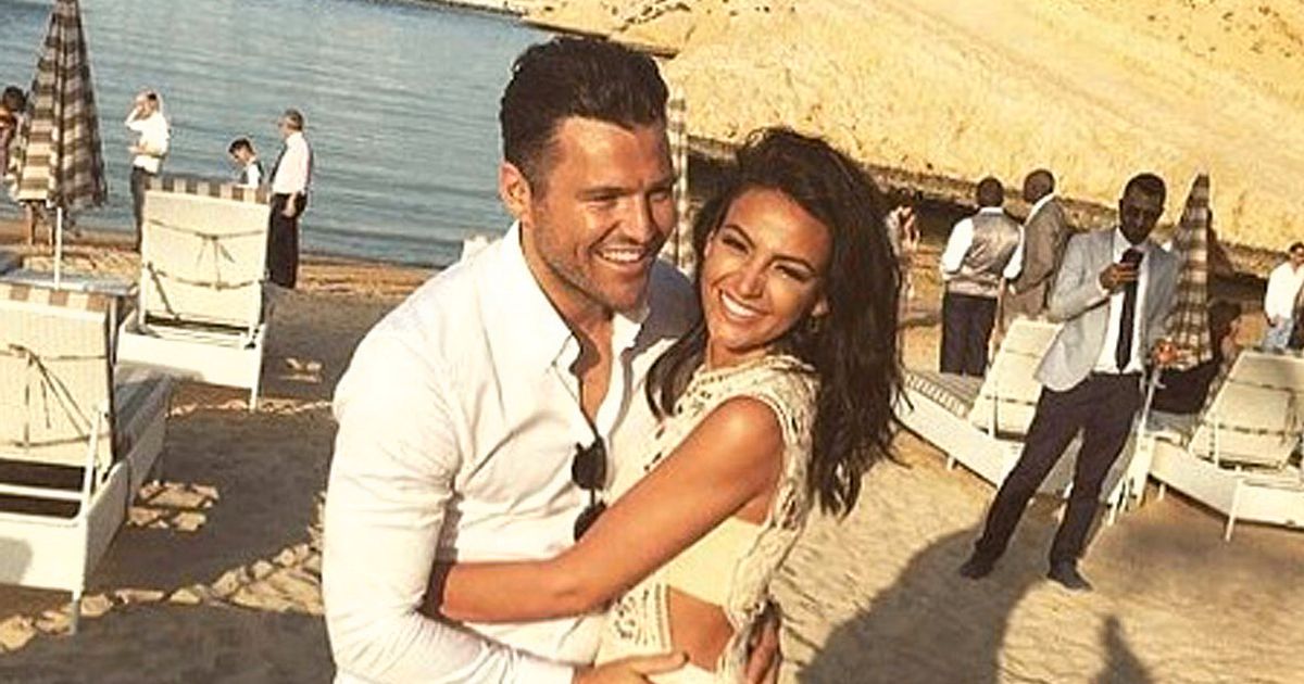 Michelle Keegan and Mark Wright cosy up as the couple duet at Brassic wrap party - www.irishmirror.ie