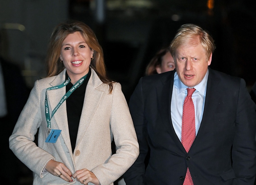 Will Boris Johnson propose to ‘First Lady’ Carrie Symonds now he’s PM? - evoke.ie