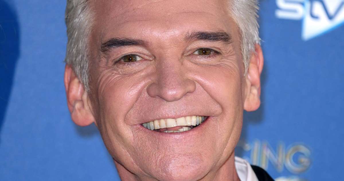 Phillip Schofield makes sly dig about Eamonn and Ruth amid THAT formal complaint as Alison Hammond jokes about the TV star being FIRED - www.msn.com