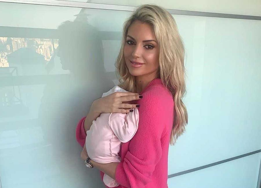 Rosanna and Wes bring little daughter Sophia home to Ireland - evoke.ie - Ireland