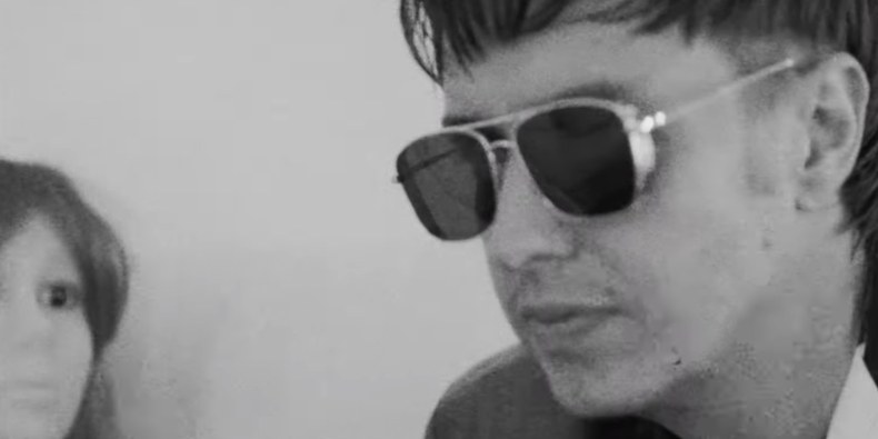 Julian Casablancas’ Voidz Share New Song Produced by Mac DeMarco: Listen - pitchfork.com