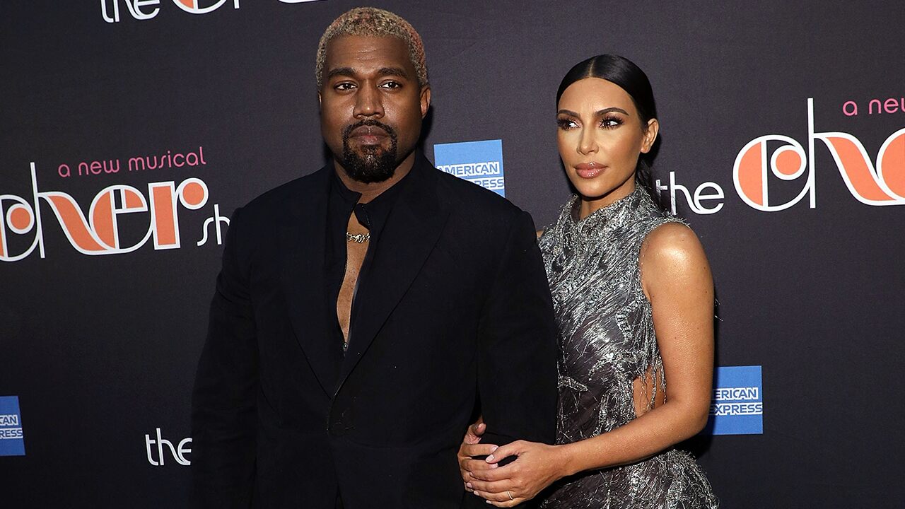 Kim Kardashian reveals family Christmas card with Kanye West - www.foxnews.com - Chicago