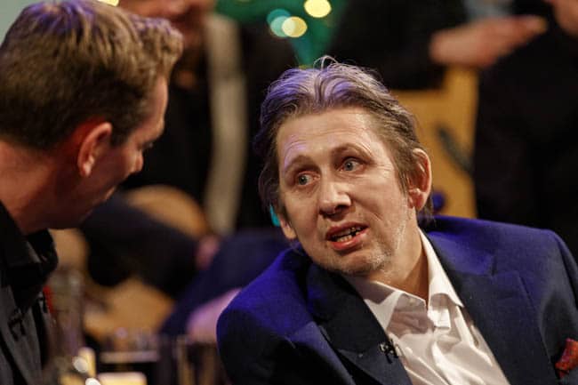 Late Late viewers outraged Shane MacGowan tribute show set in a pub - evoke.ie - Ireland