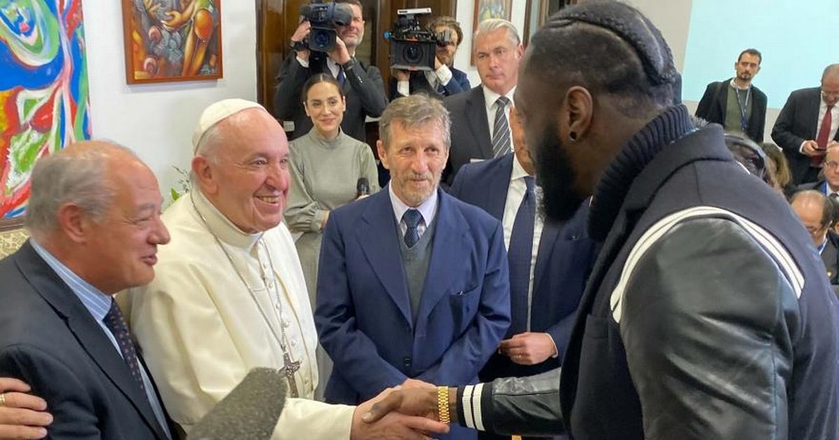 Deontay Wilder lifts lid on meeting with the Pope ahead of Tyson Fury rematch - www.irishmirror.ie - Rome - Vatican