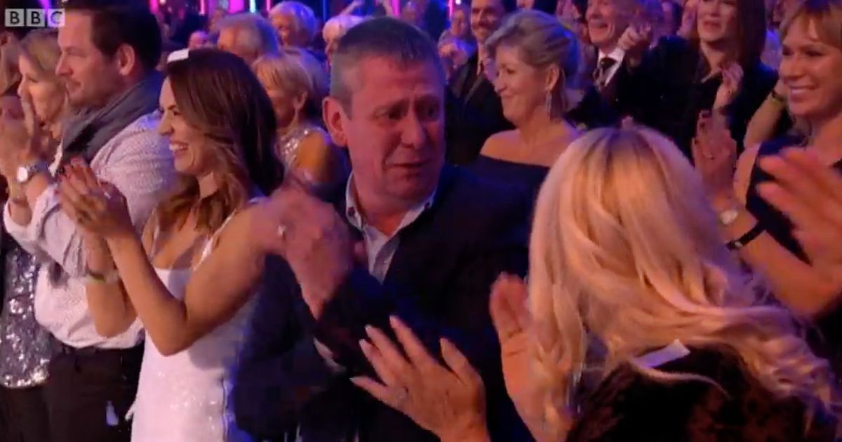 Kelvin Fletcher's dad sobs with pride in emotional Strictly Come Dancing final - www.irishmirror.ie