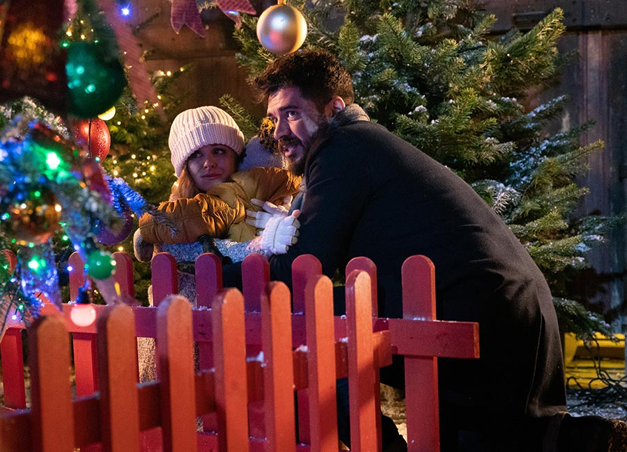 Corrie SPOILERS: Death comes to Weatherfield this Christmas as shooter rampages - evoke.ie