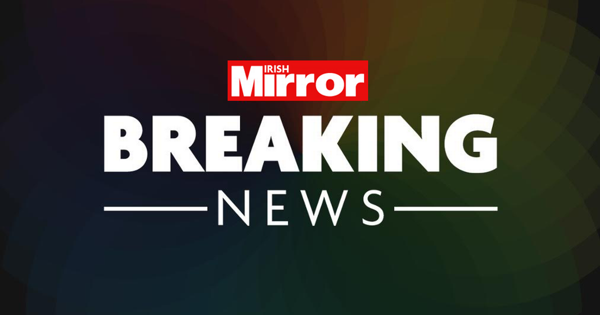 Man in his 20s dies in single-vehicle crash on the outskirts of Cork city - www.irishmirror.ie