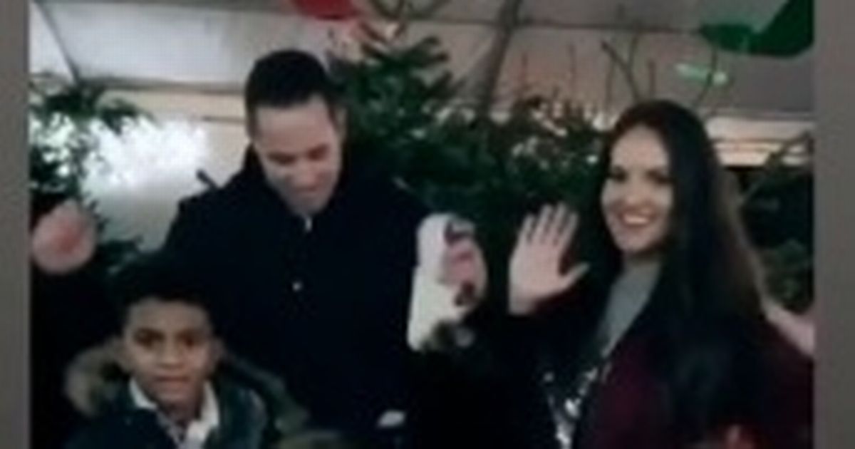 Kieran Hayler parades Bunny and Jett at Xmas market as Katie Price faces bleak Christmas - www.irishmirror.ie
