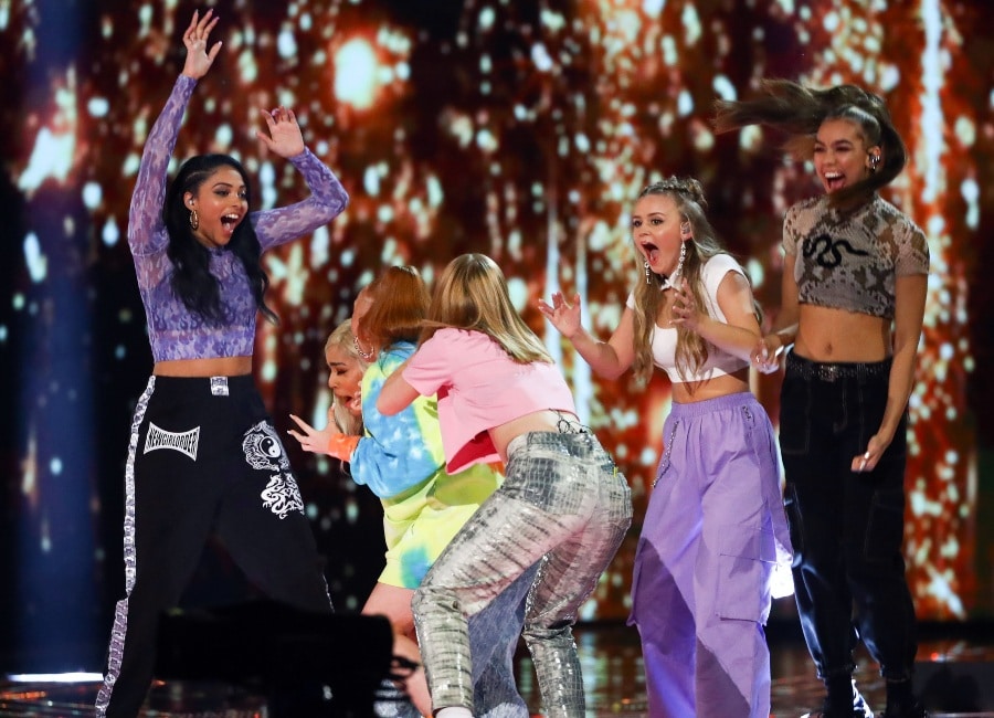 Irish singer crowned winner of X Factor as girl band walks away victorious - evoke.ie - Ireland - Virginia
