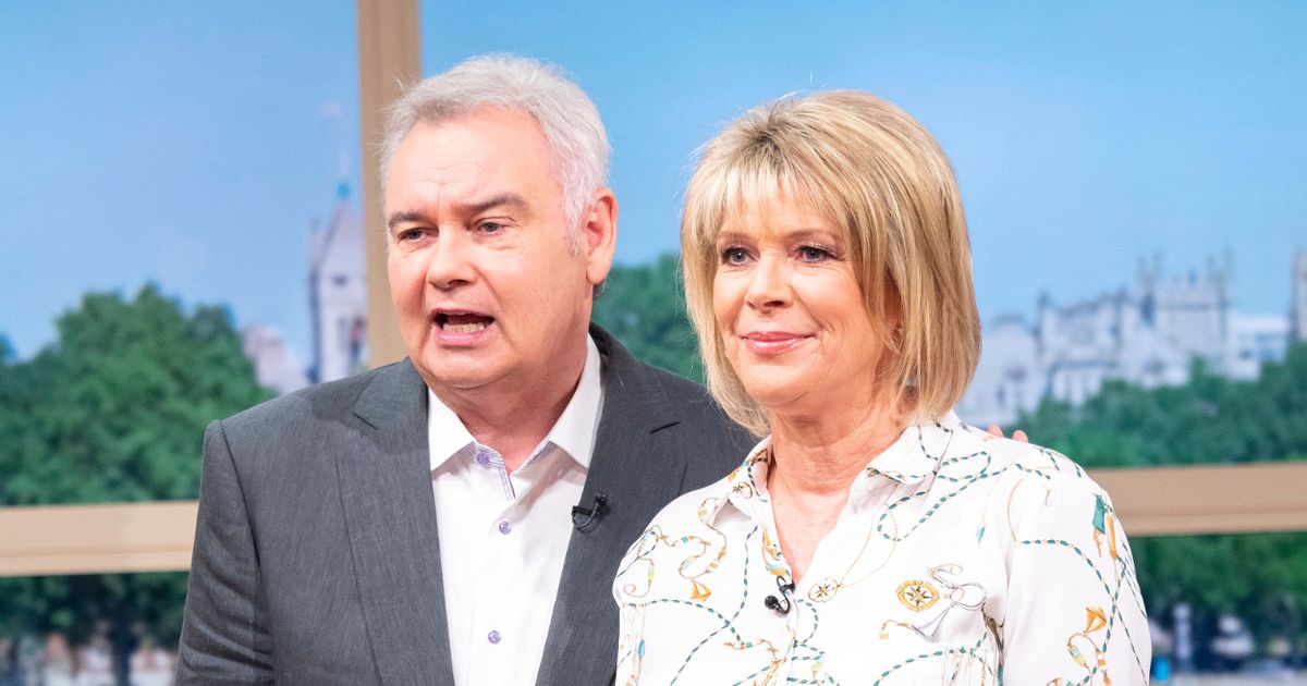Ruth Langsford - Ruth Langsford and Eamonn almost cancelled Christmas after sister Julia's tragic suicide - irishmirror.ie