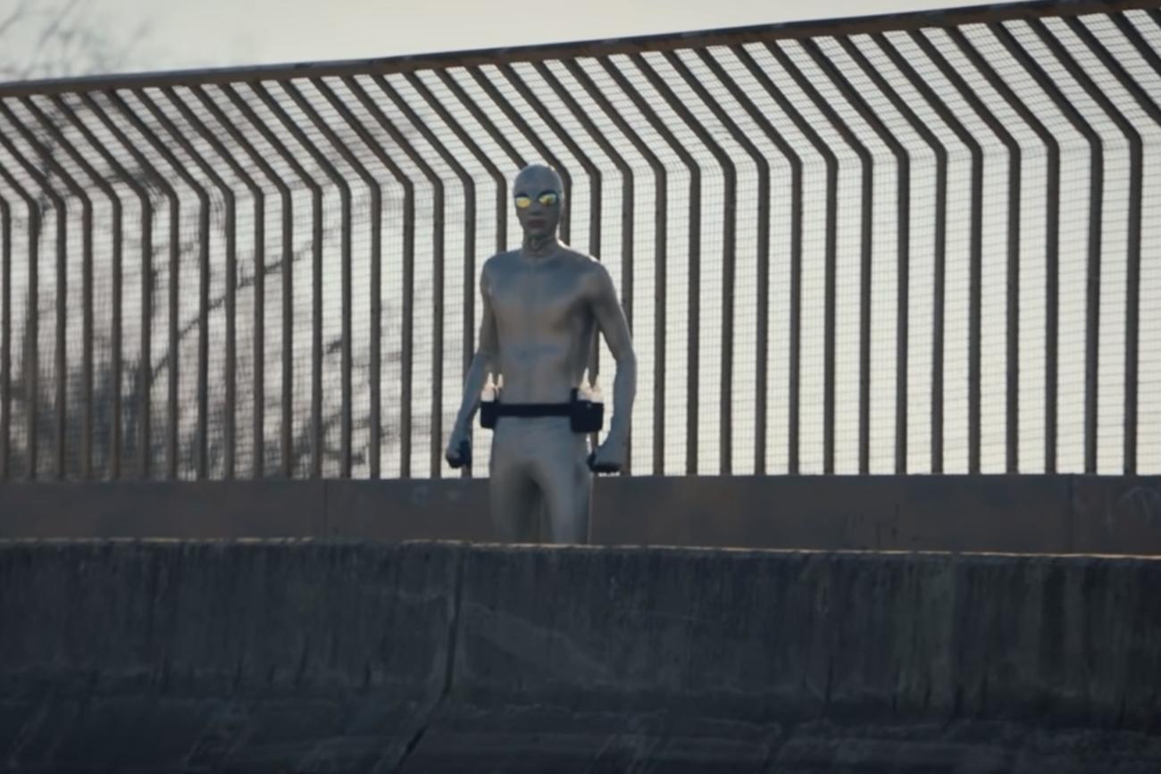 Watchmen's Lube Man Has Finally Been Revealed - www.tvguide.com