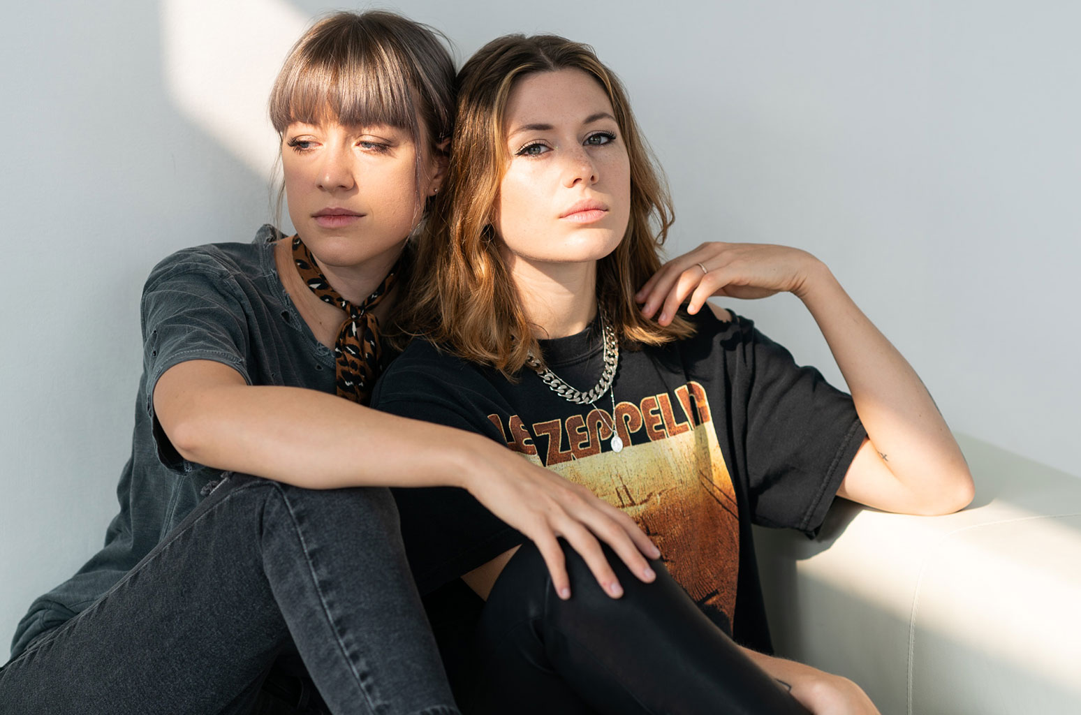 Larkin Poe Bring Swampy 'Mississippi' to the Laundromat: Exclusive - www.billboard.com - state Mississippi