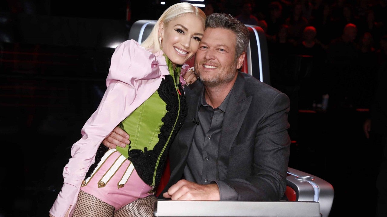 Watch Blake Shelton Style Gwen Stefani With Outrageous Christmas Outfits - www.etonline.com