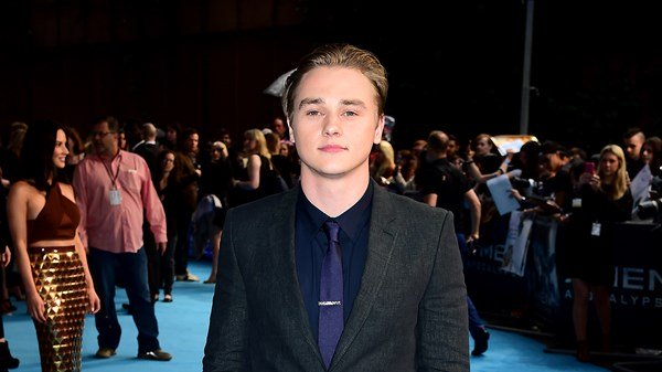 Ben Hardy recalls terror filming on top of Florence cathedral for 6 Underground - www.breakingnews.ie - Italy - county Reynolds