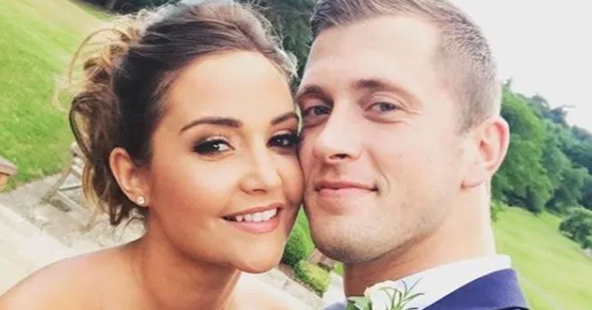 Dan Osborne 'changes his phone number' to 'prove himself' to wife Jacqueline Jossa after public apology - www.ok.co.uk