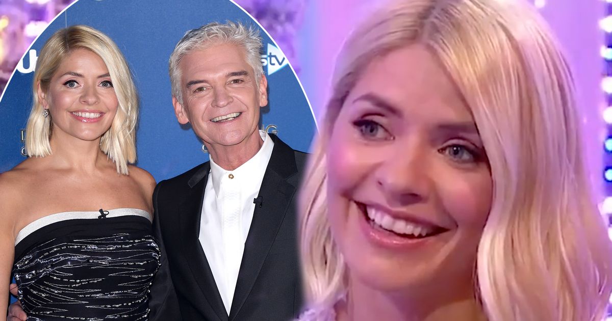 Holly Willoughby quizzed on 'difficult co-stars' in live interview amid reports of Phillip Schofield 'feud' - www.ok.co.uk