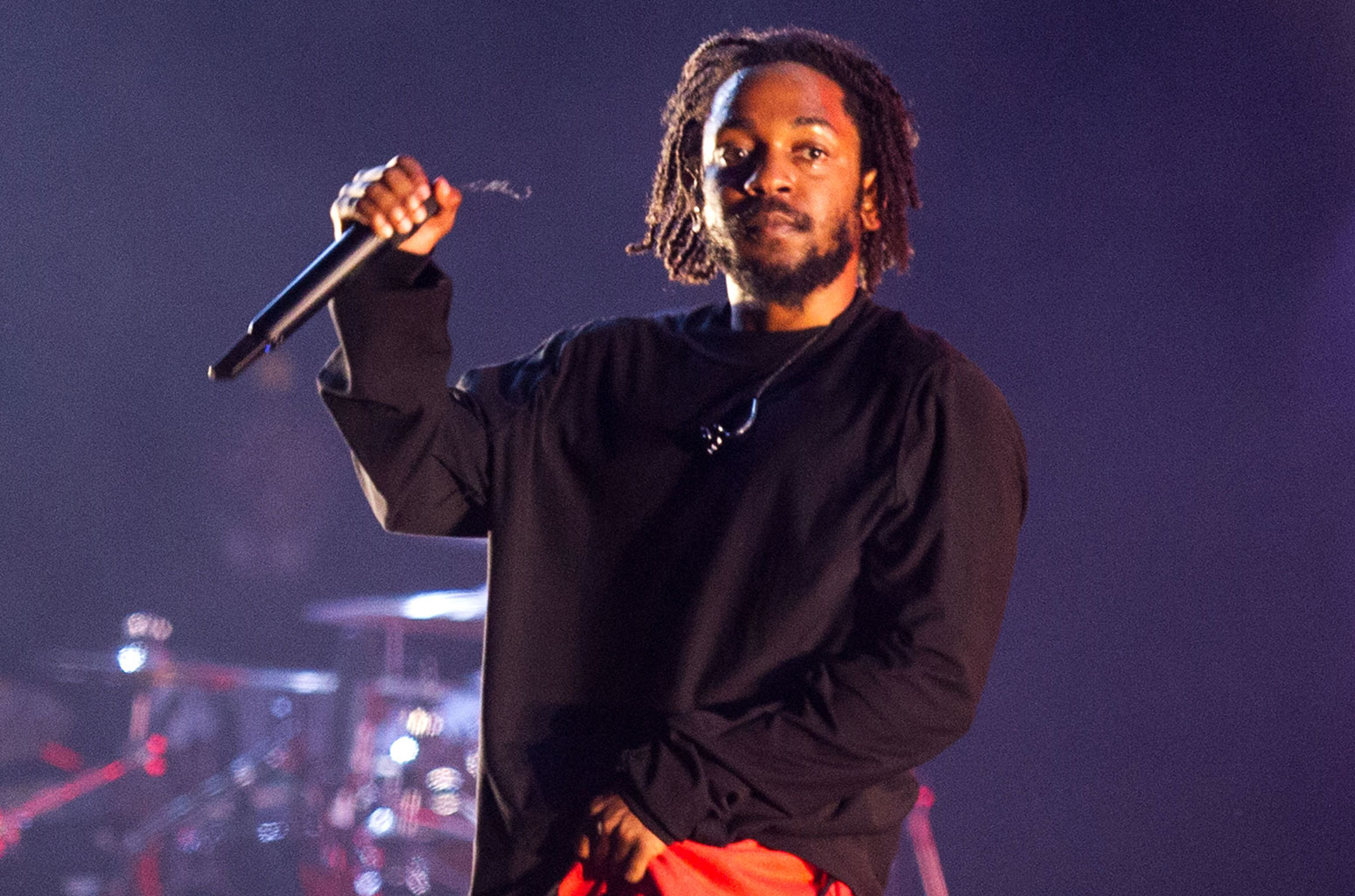 Kendrick Lamar, Roddy Ricch &amp; More Bring Holiday Cheer to South LA For TDE's Annual Charity Concert - www.billboard.com - Los Angeles