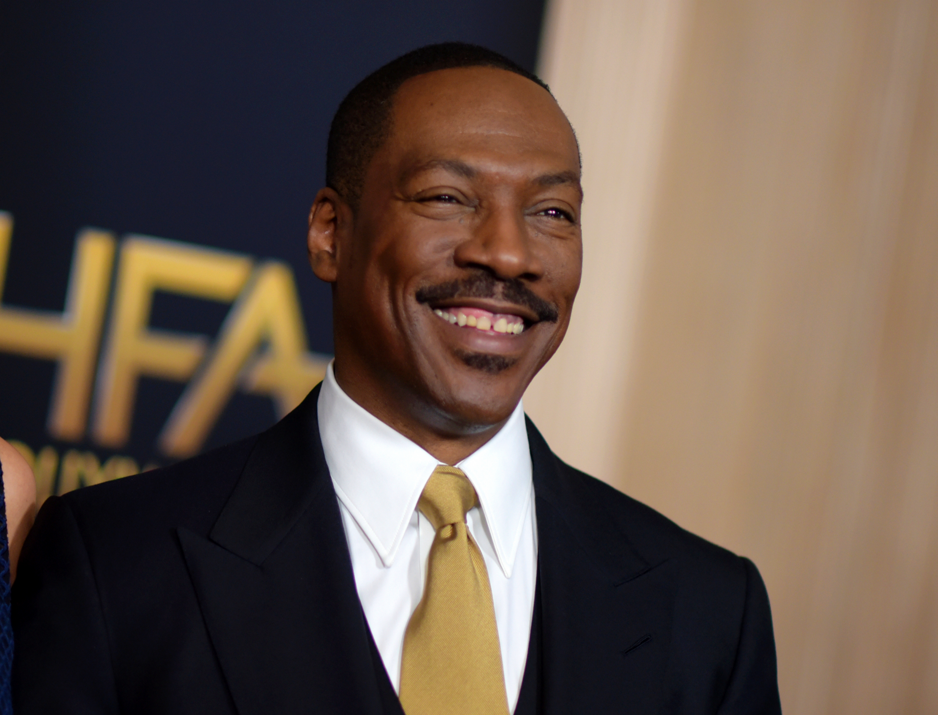 Eddie Murphy's 10 kids will fly to New York to watch him host ‘SNL' for the first time in 35 years - www.foxnews.com - New York
