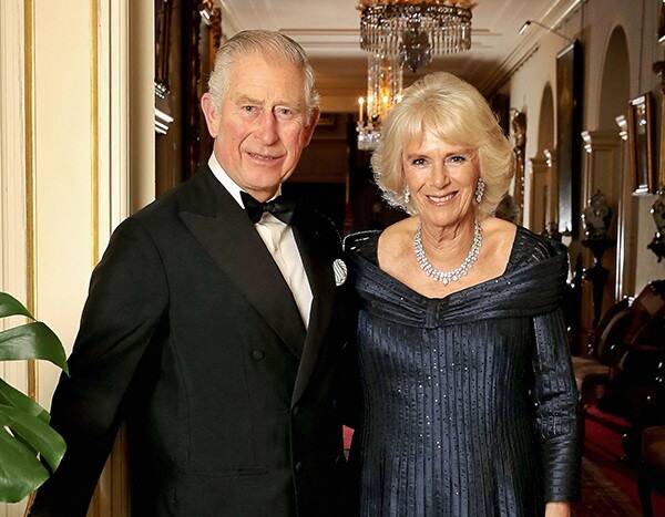 Prince Charles and Duchess Camilla Cruise Into the Holidays With Their 2019 Christmas Card - www.eonline.com - Cuba - city Havana - Charlotte