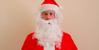Merry Christmas: There's a Video of Prince Harry in a Full-On Santa Suit - www.cosmopolitan.com - Santa