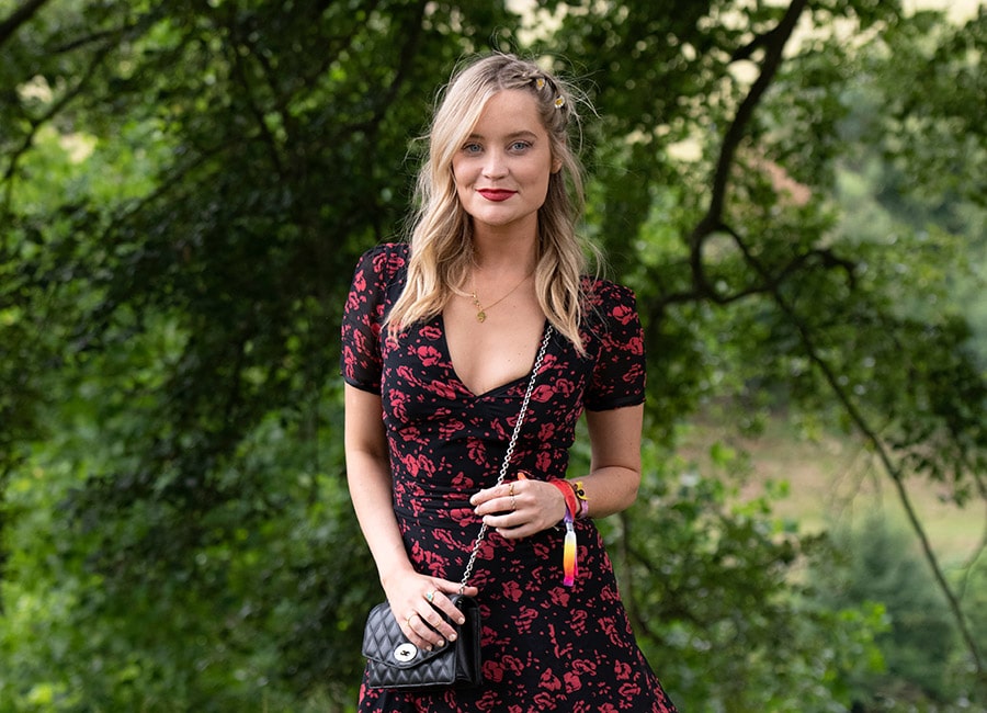 How much is Laura Whitmore set to make for Winter Love Island role? - evoke.ie