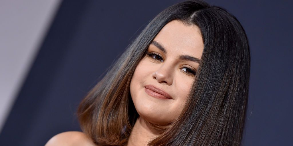 Selena Gomez's Fans Made Her Music Trend on Twitter After Justin Bieber Announces January Music - www.elle.com