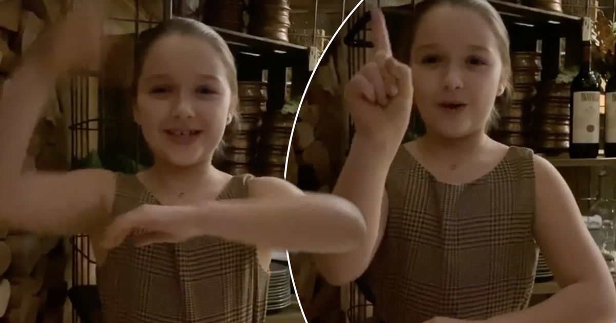 Harper Beckham melts hearts as she wishes everyone a Merry Christmas in sign language - www.ok.co.uk - county Harper