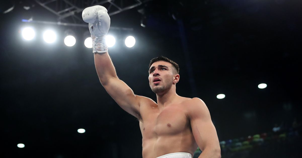 Boxing fans cringe as Tommy Fury is epically blanked by crowd as he tries to hype them up - www.ok.co.uk