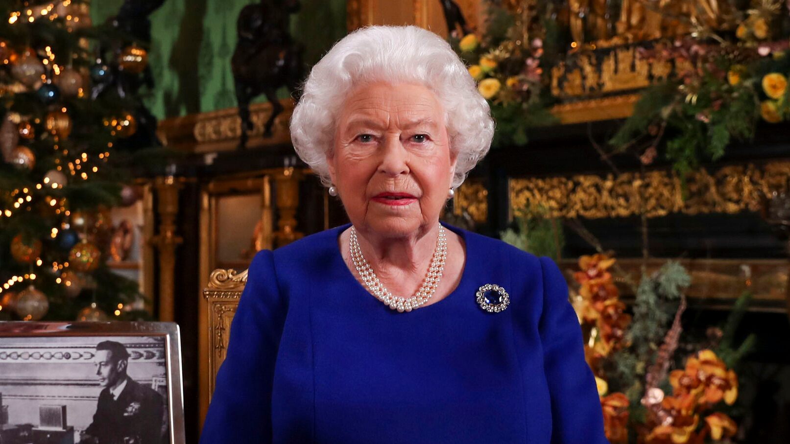 Queen Elizabeth remembers 'quite bumpy' year in annual Christmas address - www.foxnews.com