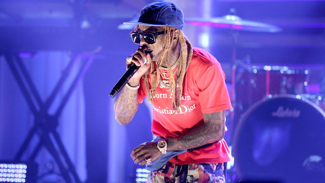 Rapper Lil Wayne’s private plane searched by federal agents in Miami: reports - www.foxnews.com - California