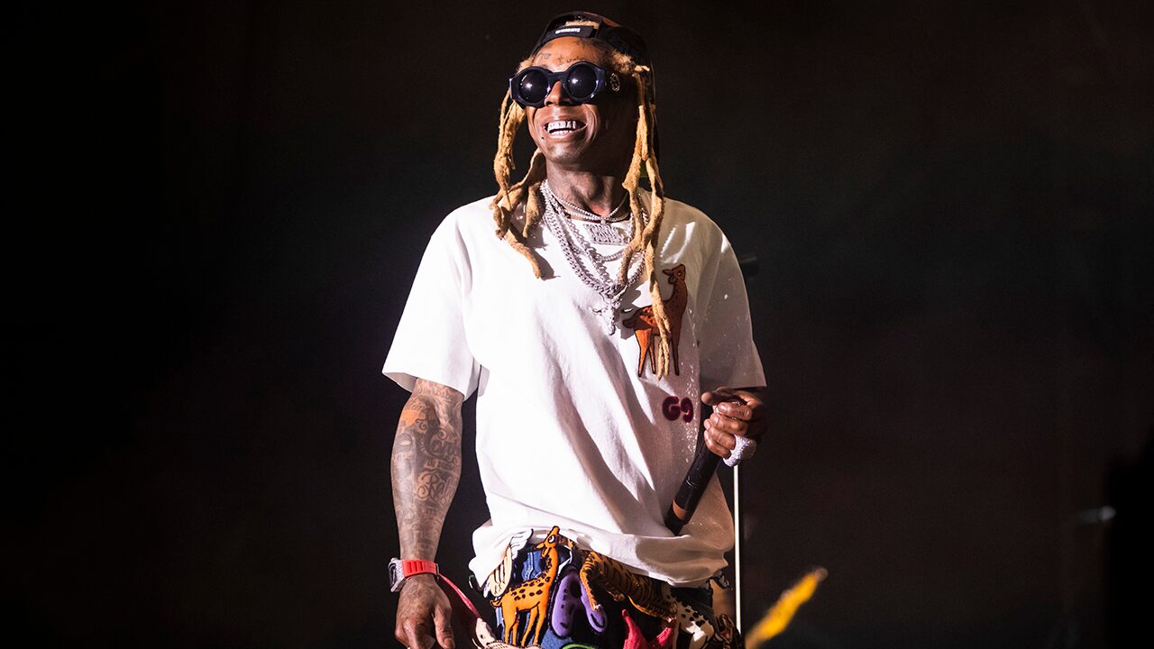 Lil Wayne says he's 'all goody' after private plane searched by federal agents - www.foxnews.com