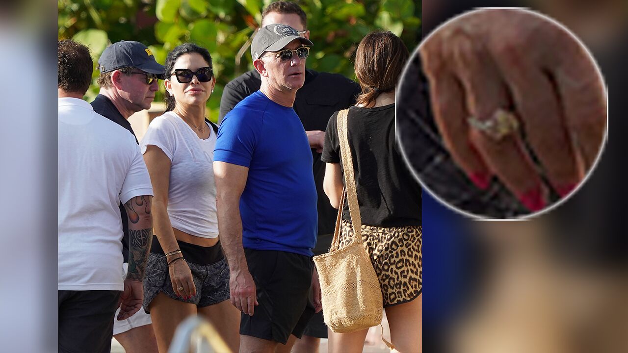 Jeff Bezos' girlfriend Lauren Sanchez wears massive diamond ring while couple vacations in St. Barts - www.foxnews.com - city Sanchez