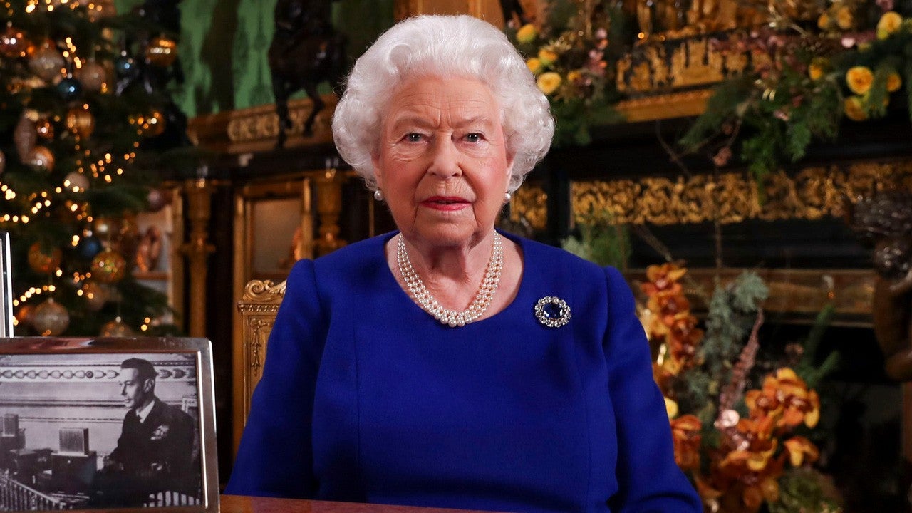 Queen Elizabeth Acknowledges 'Bumpy' 2019 in Annual Christmas Message - www.etonline.com