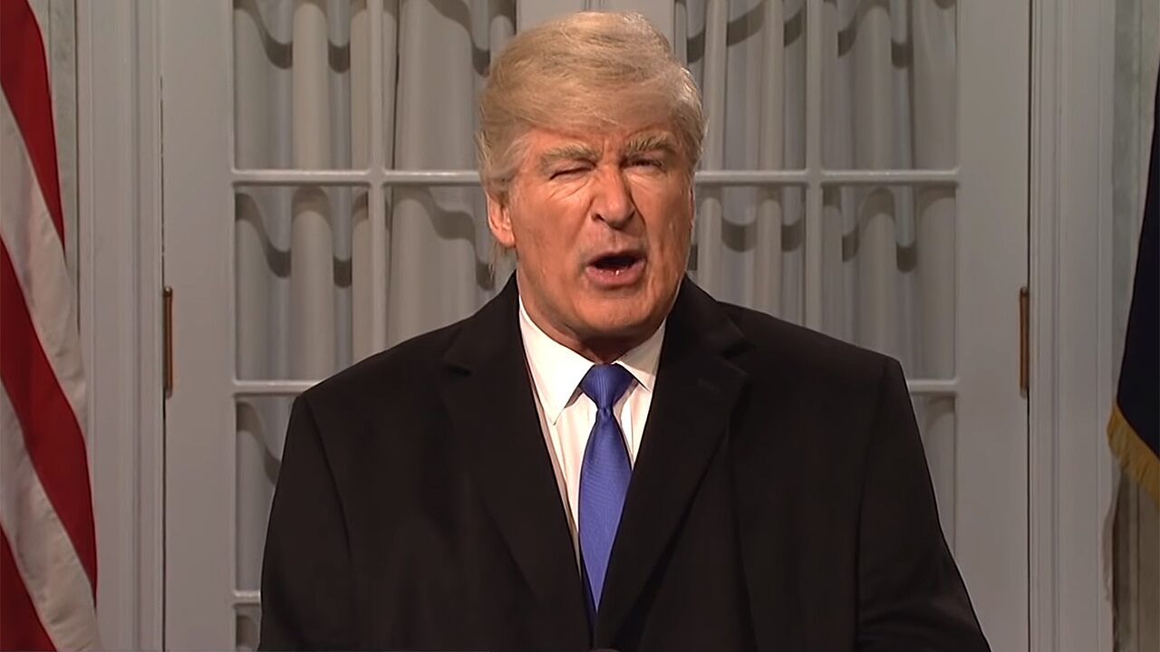 Alec Baldwin slams President Trump in Christmas wish: 'I hope the BBQ sauce in Trump’s hair slides off' - www.foxnews.com