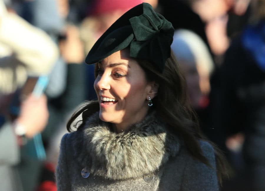 Kate Middleton looks stylish in grey for Christmas Day service - evoke.ie - city Sandringham