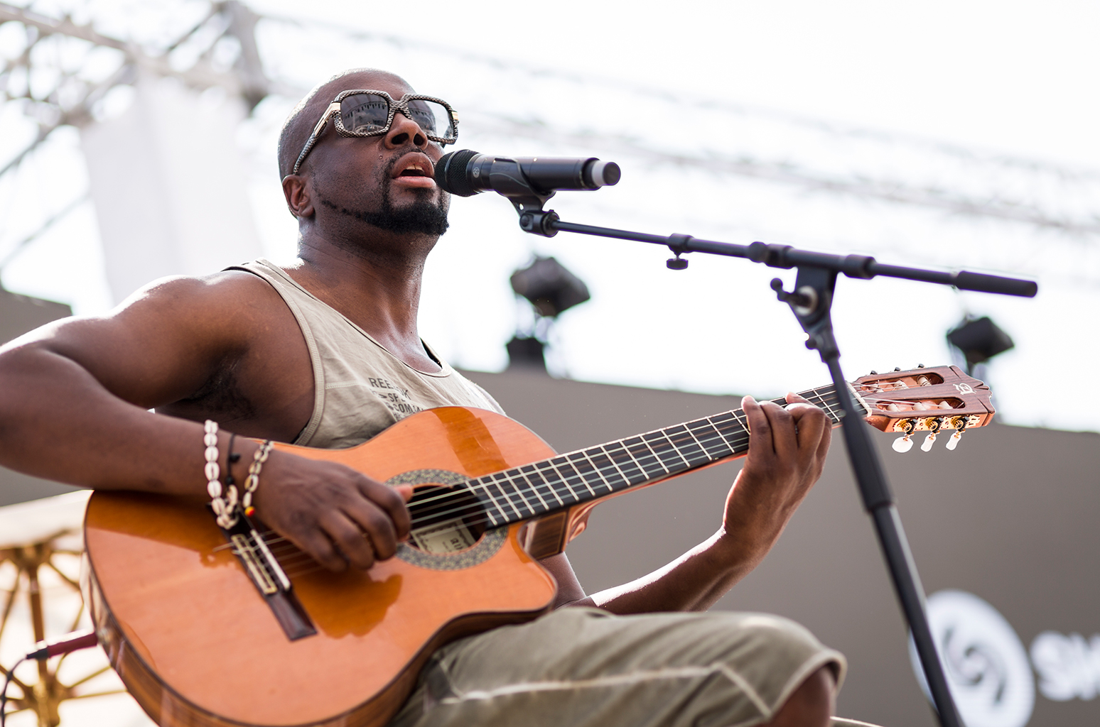 Wyclef Jean Gets Animated For Jazzy Take on 'The Christmas Song': Watch - www.billboard.com - New York