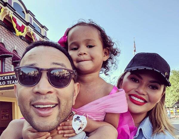 Chrissy Teigen and John Legend's Kids' Reaction to Santa Claus Is the Best Holiday Gift - www.eonline.com - Los Angeles - city Santa Claus - Santa - Wyoming