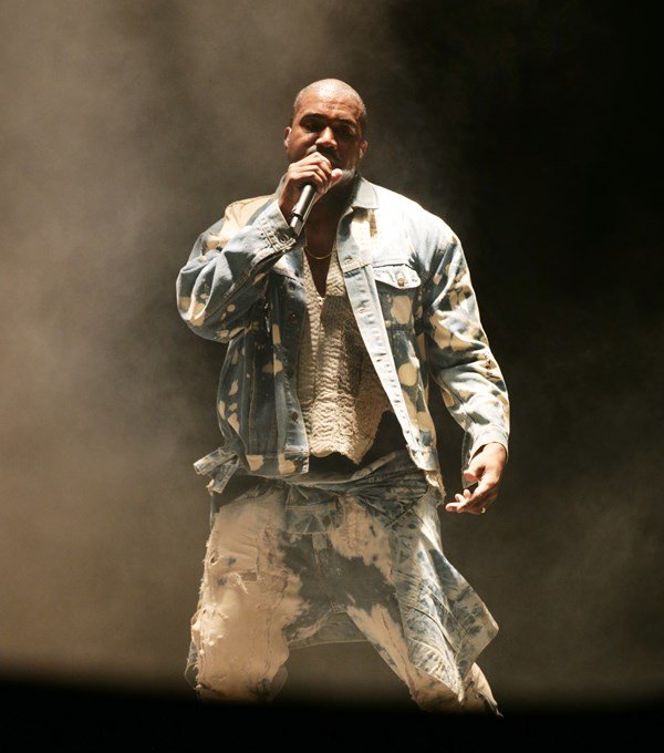 Kanye West releases new gospel album on Christmas Day - www.breakingnews.ie