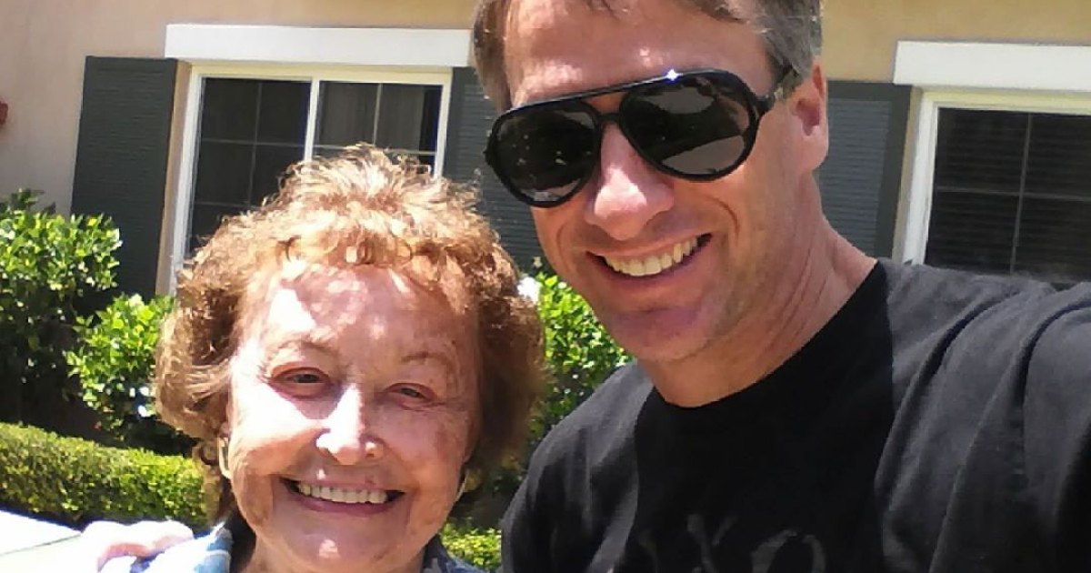 Tony Hawk’s Mom Dies After Alzheimer’s Battle: Read the Pro Skateboarder’s Touching Tribute - www.usmagazine.com