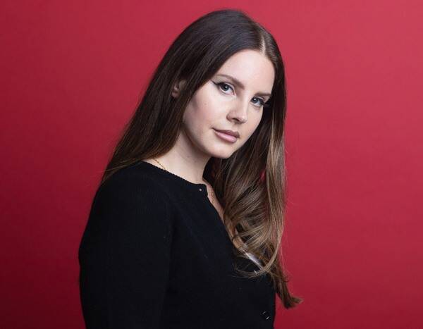 Lana Del Rey Pleads for Help After Her Family's Mementos Are Stolen - www.eonline.com