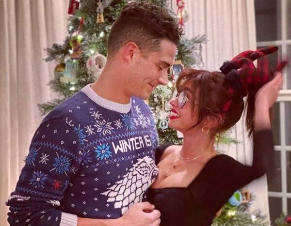 Sarah Hyland and Wells Adams' NSFW Christmas Comments Are a True Gift - www.eonline.com - county Wells