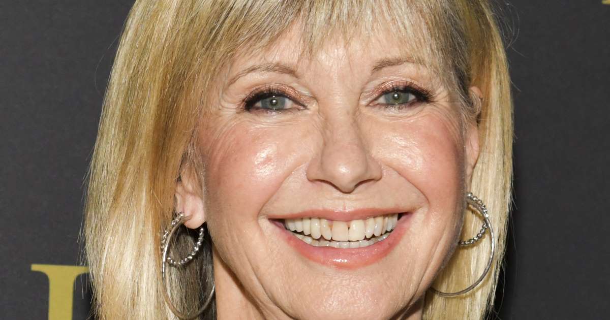 You're the gong that I want! Grease star Olivia Newton-John, 71, is honored by The Queen and becomes a Dame for her work as a cancer campaigner - www.msn.com - Australia - Centre
