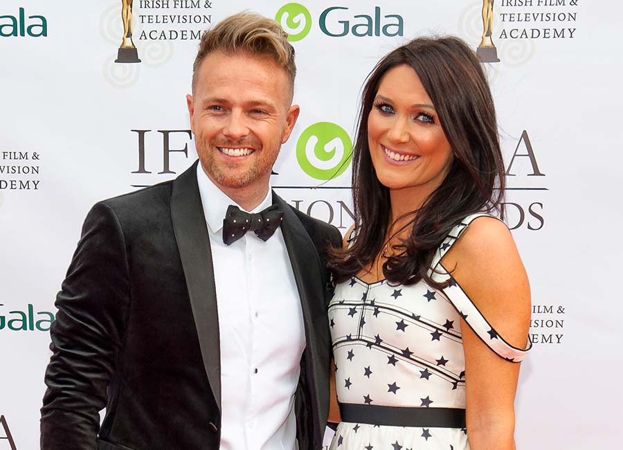 Nicky Byrne and Bertie Ahern enjoy a cosy family Christmas together - evoke.ie