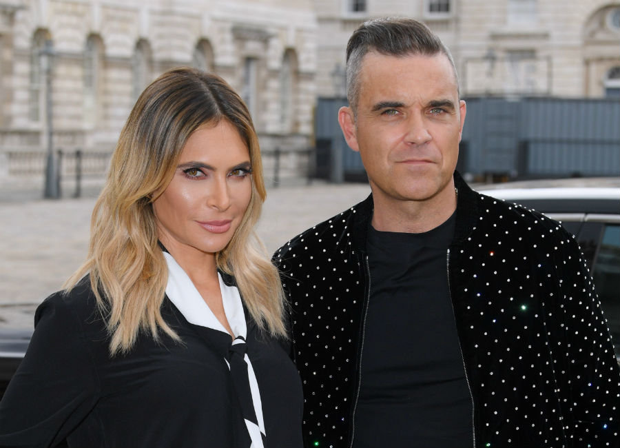 Robbie Williams slept with his drug dealer the night he met Ayda Field - evoke.ie