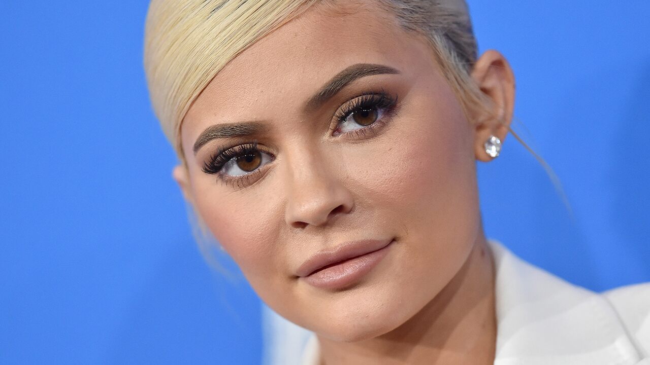 Kylie Jenner receives major backlash for wearing fur coat: 'When are you going to stop wearing dead animals?' - www.foxnews.com