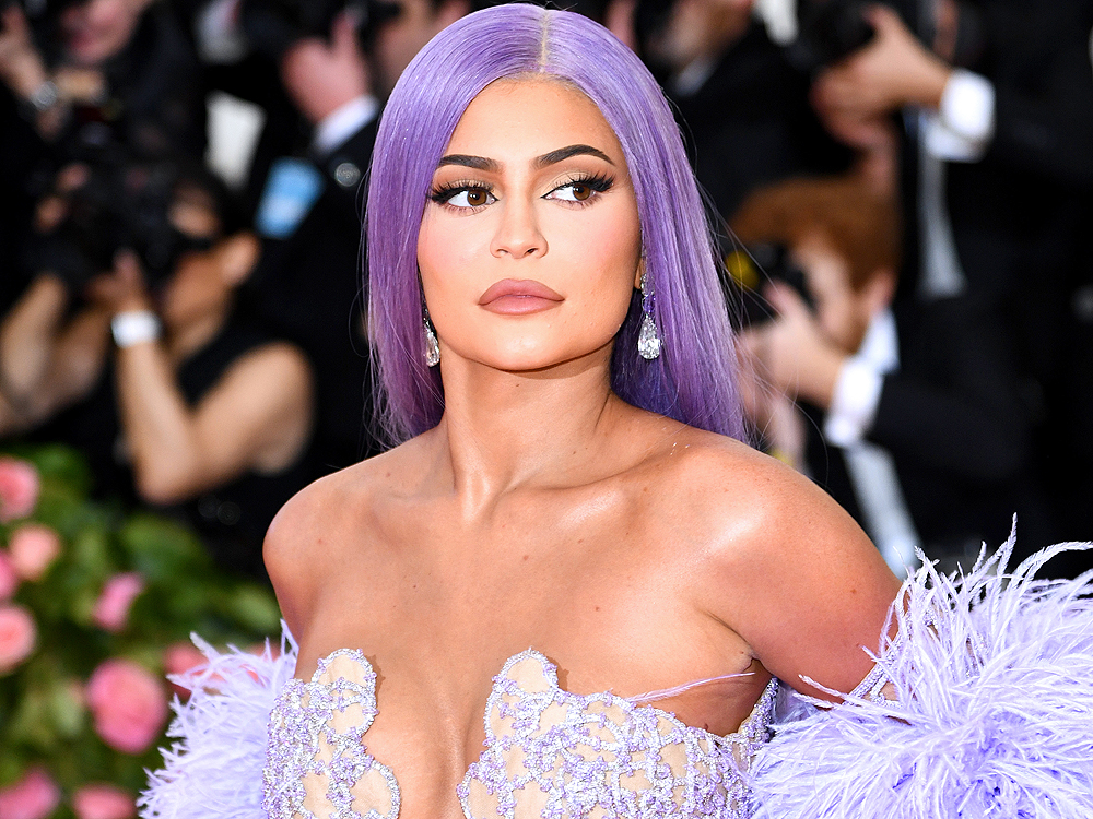 'ONE LAST THIRST TRAP': Kylie Jenner posts racy snaps to ring out 2019 - torontosun.com - county Scott - county Travis