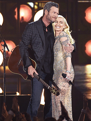 Blake Shelton &amp; Gwen Stefani, and More Celebrity Couples Who Loved To PDA in 2019 - hollywoodlife.com