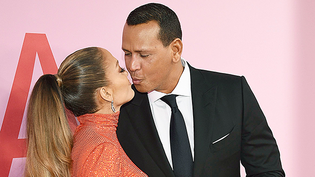 Jennifer Lopez &amp; Alex Rodriguez Passionately Kiss As They Ring In The New Year With Their Kids — Watch - hollywoodlife.com