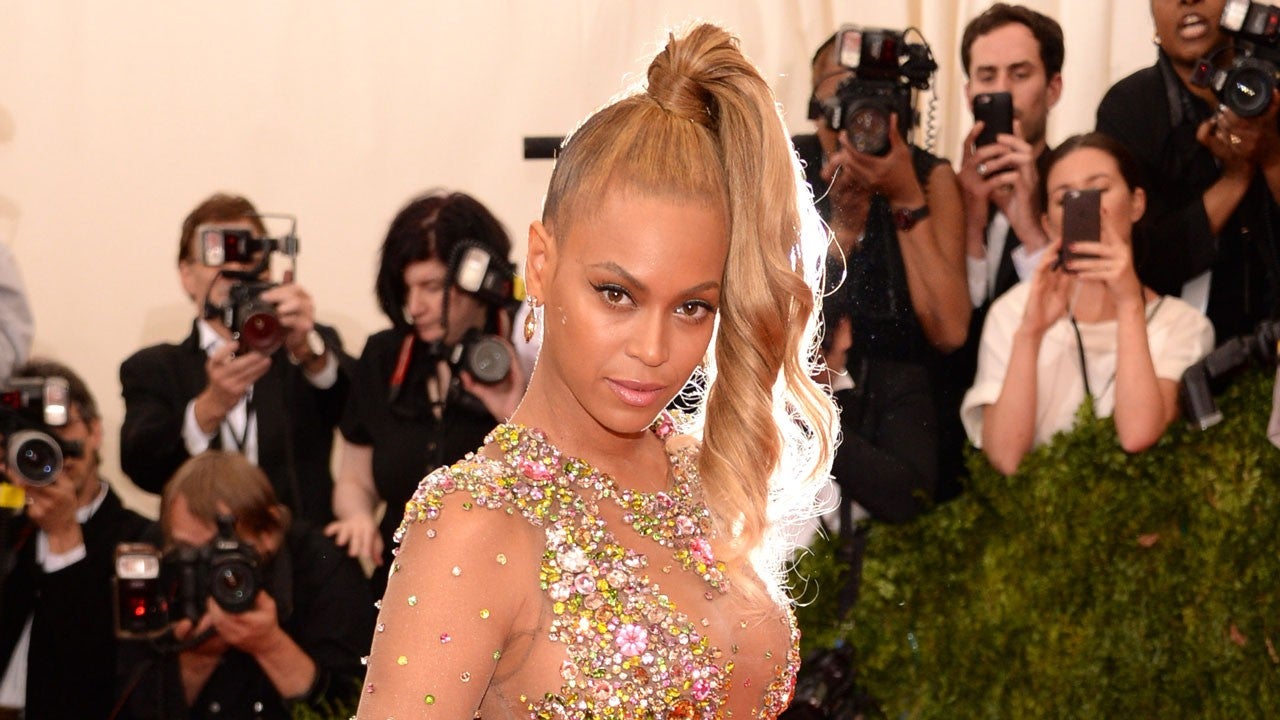 Beyonce Gives a 'Bey-Cap' of Her Favorite 2019 Moments With Her Kids, JAY-Z and Famous Friends: Watch - www.etonline.com