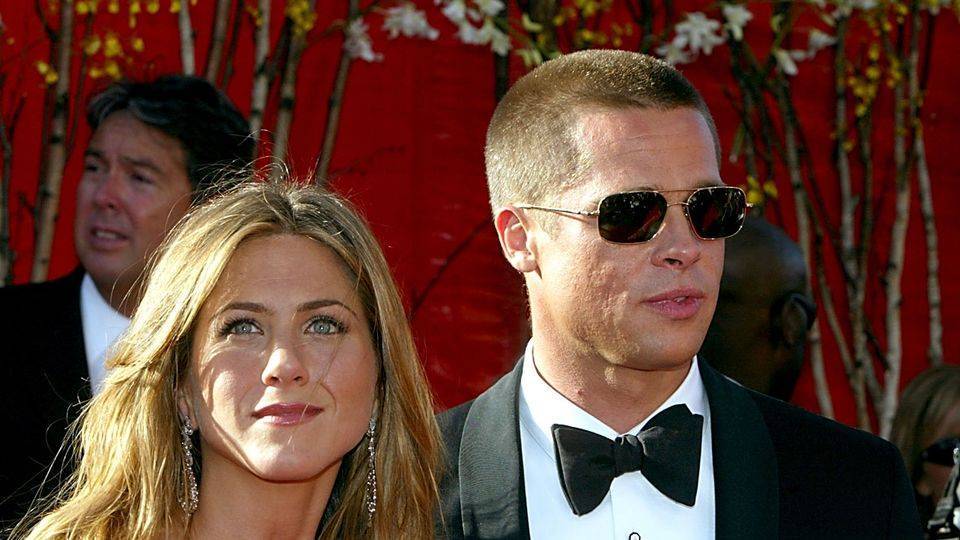 Golden Globes: 'Good Friends' Brad Pitt And Jennifer Aniston Attend Two Parties Together - graziadaily.co.uk - Mexico